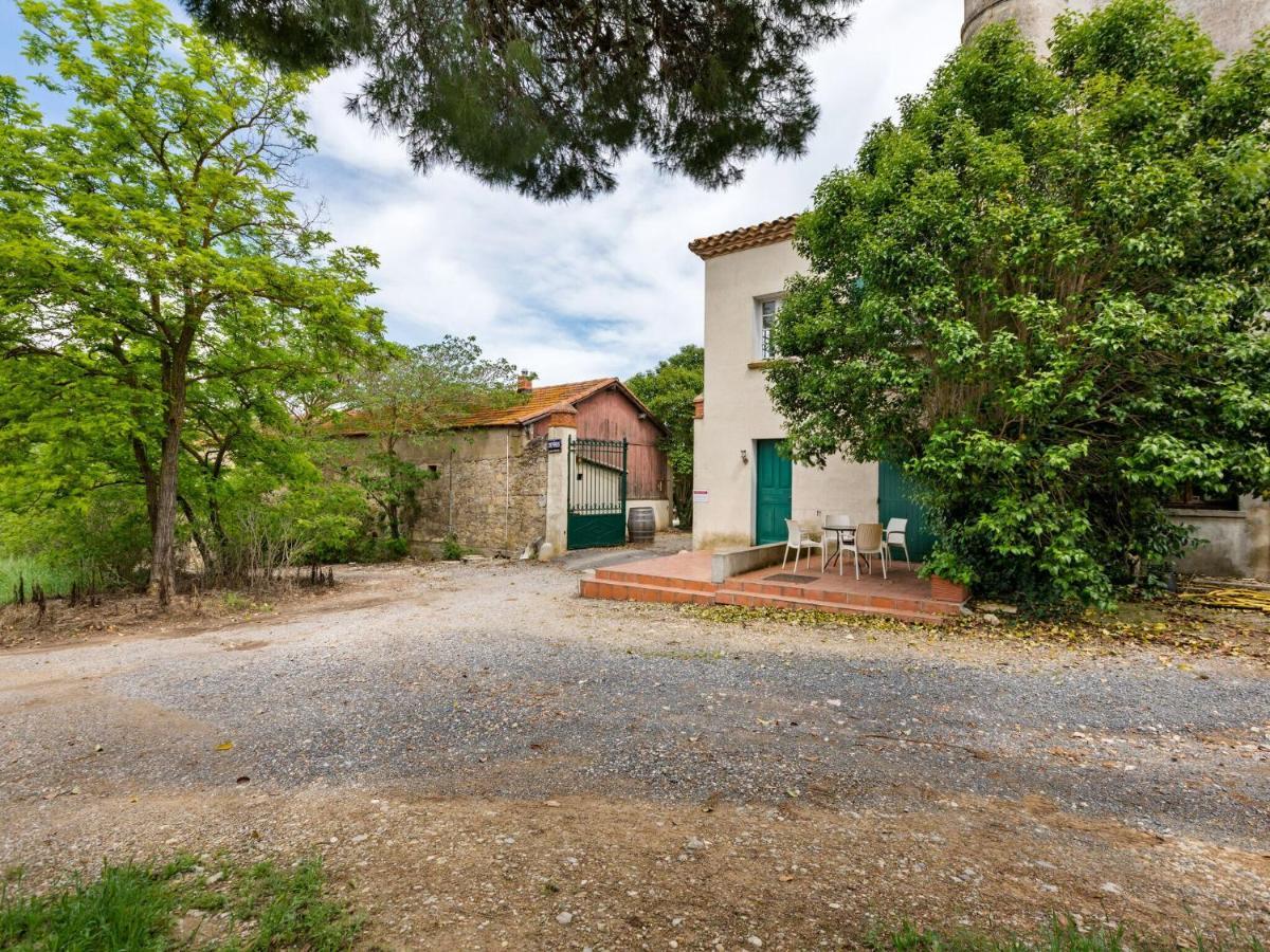 Apartment With Pool Amid Vineyards And Near The Beach เมซ ภายนอก รูปภาพ