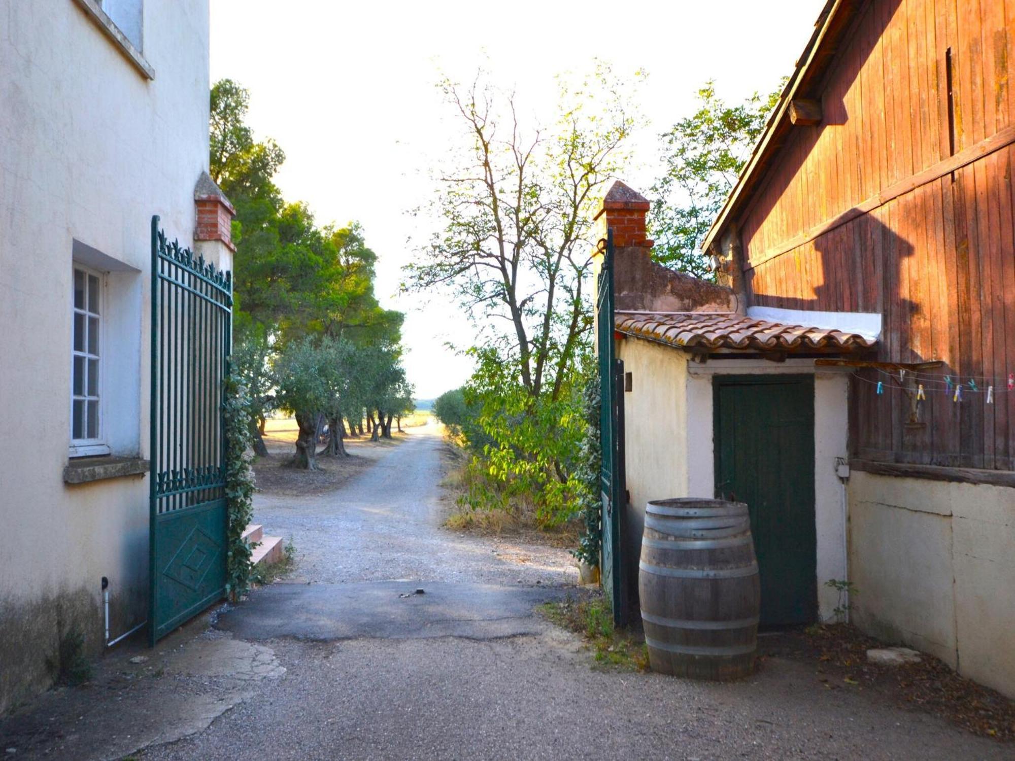 Apartment With Pool Amid Vineyards And Near The Beach เมซ ภายนอก รูปภาพ