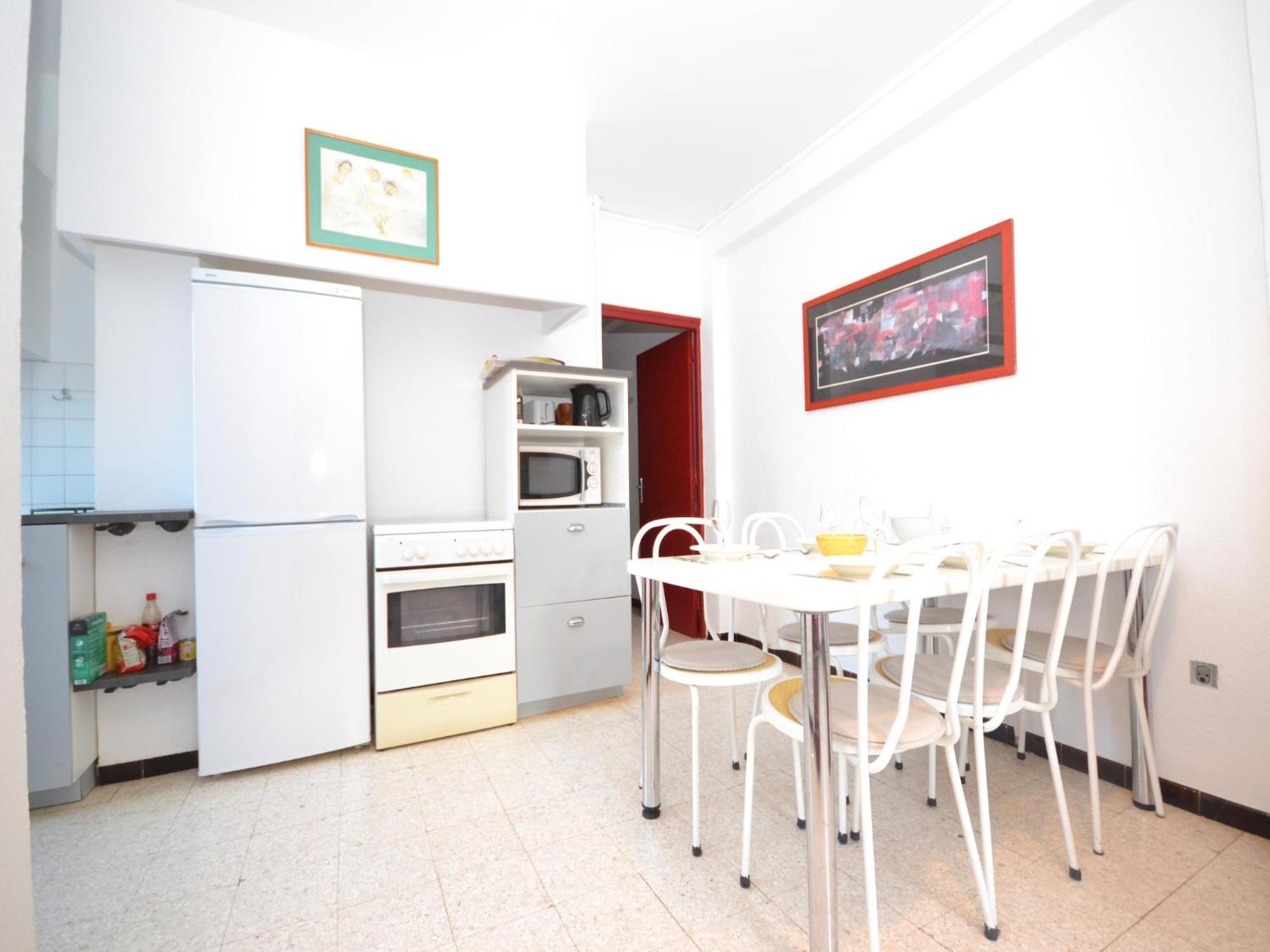 Apartment With Pool Amid Vineyards And Near The Beach เมซ ภายนอก รูปภาพ